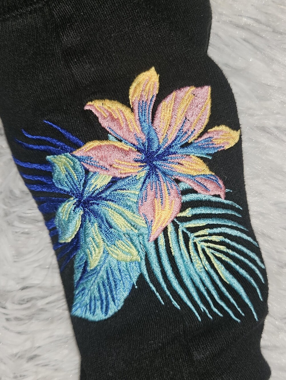 Victoria's Secret PINK Black Jogger Sweatpants Embroidered Floral Logo Women's M - Picture 6 of 8